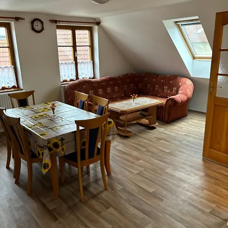Ubytovani Orlik Apartment Orlik